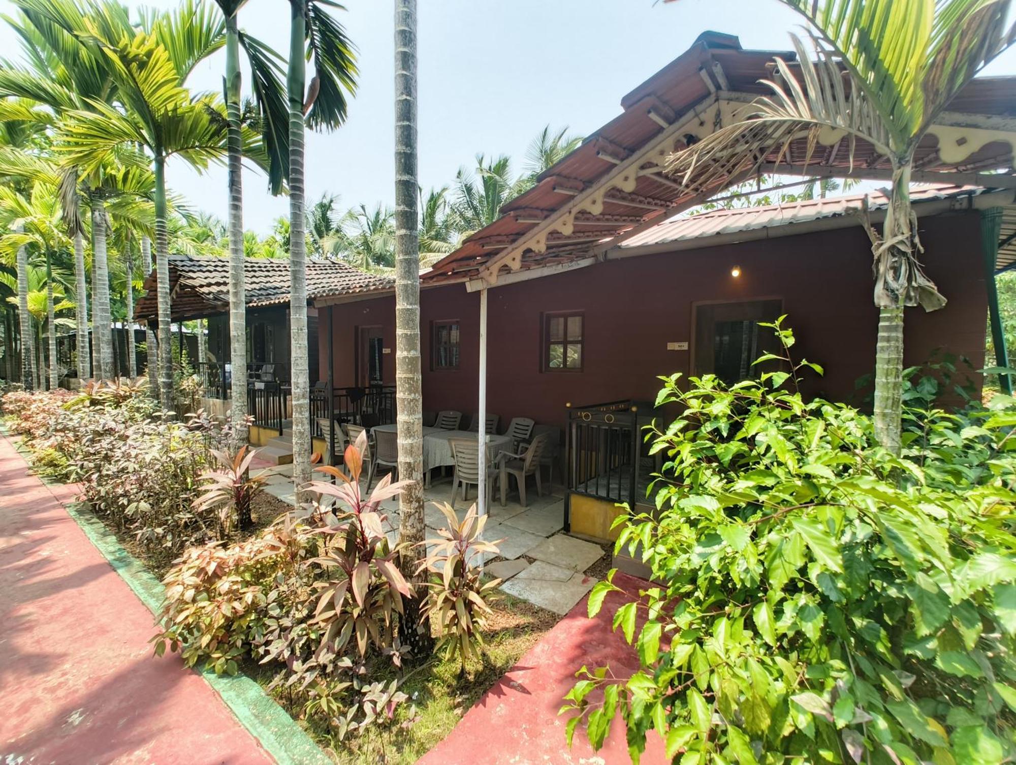 Go Green Spice & Eco Resort Cavelossim Eksteriør billede